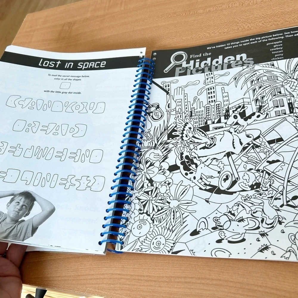Book Color & activity book Klutz brand with pencils